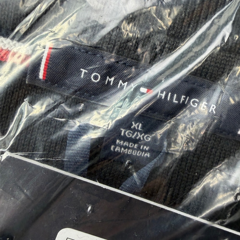 Tommy Hilfiger Men's Black Essential Cotton V Neck Sweater XL Out of Stock - Picture 5 of 7